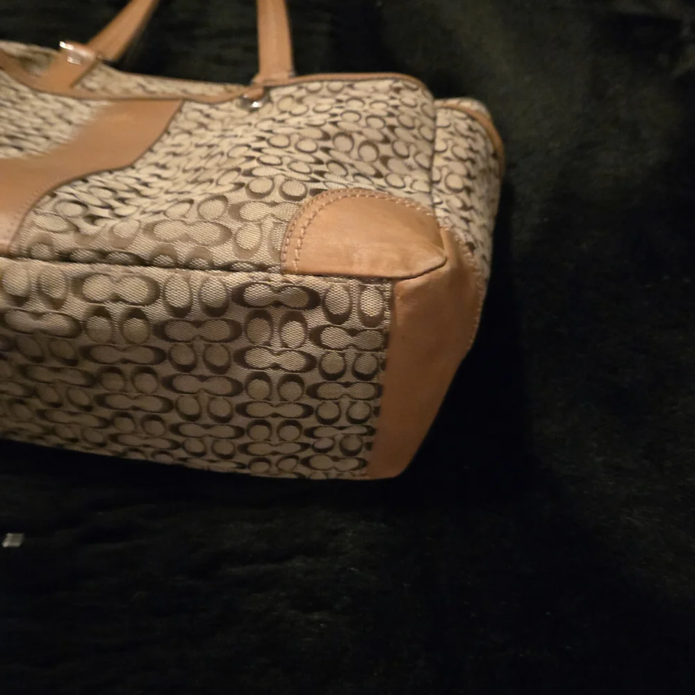 Coach elegant diaper